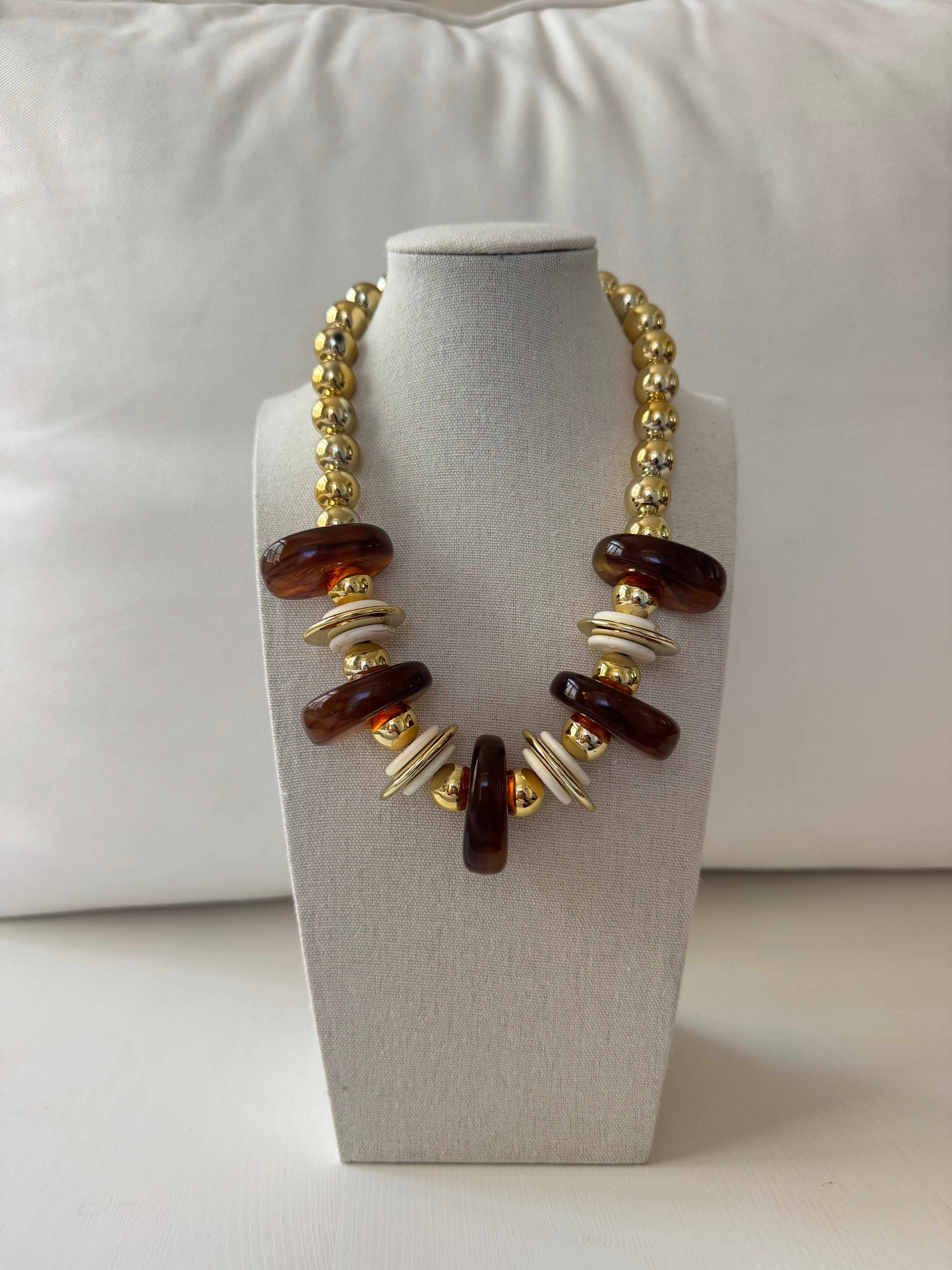 Amber Avenue Brown Necklace
