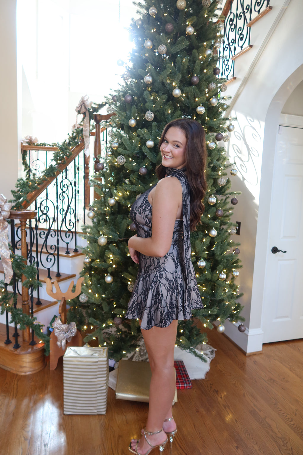 Meryl Lace Mini Dress- Black