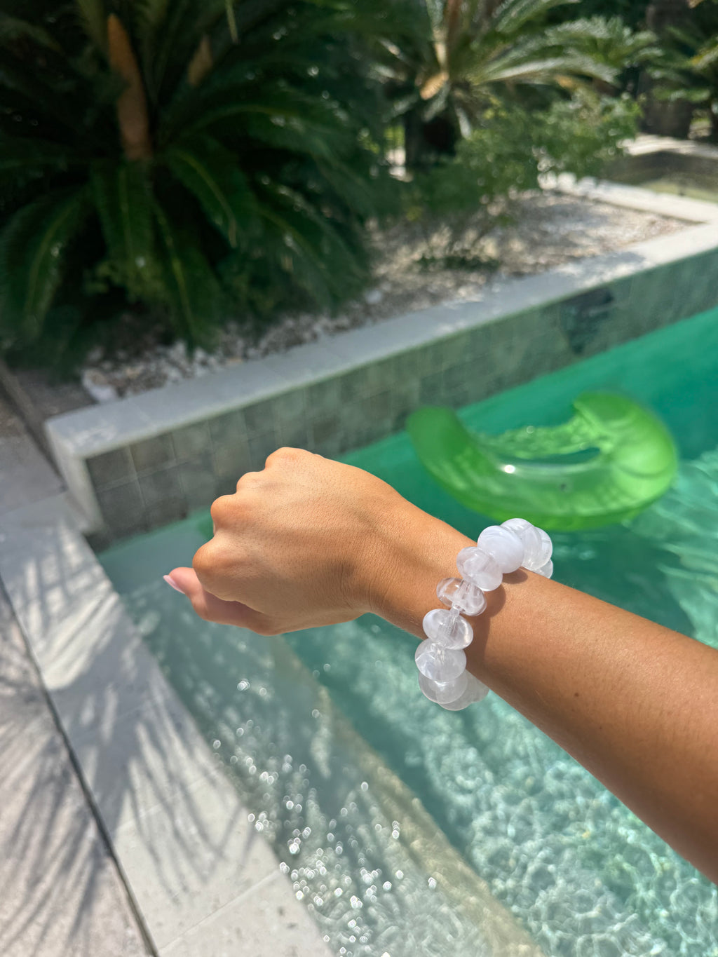 Chunky Beaded Necklace Set- White