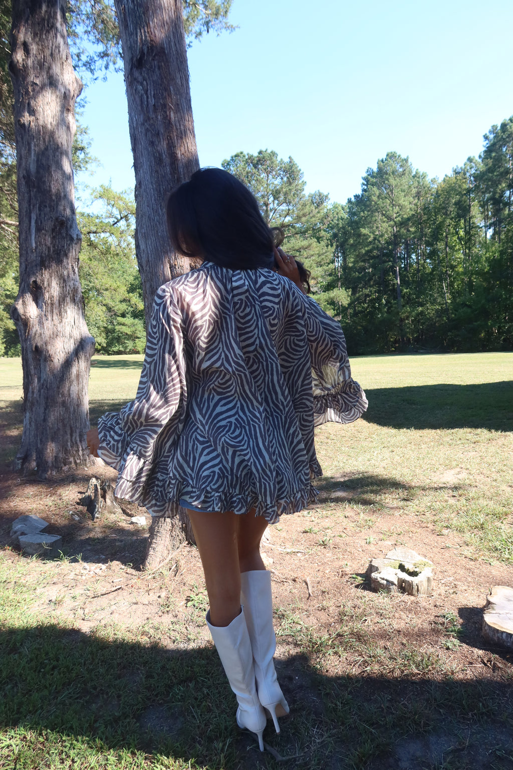 Savanna Zebra Ruffle Blouse- Taupe Grey/Cream