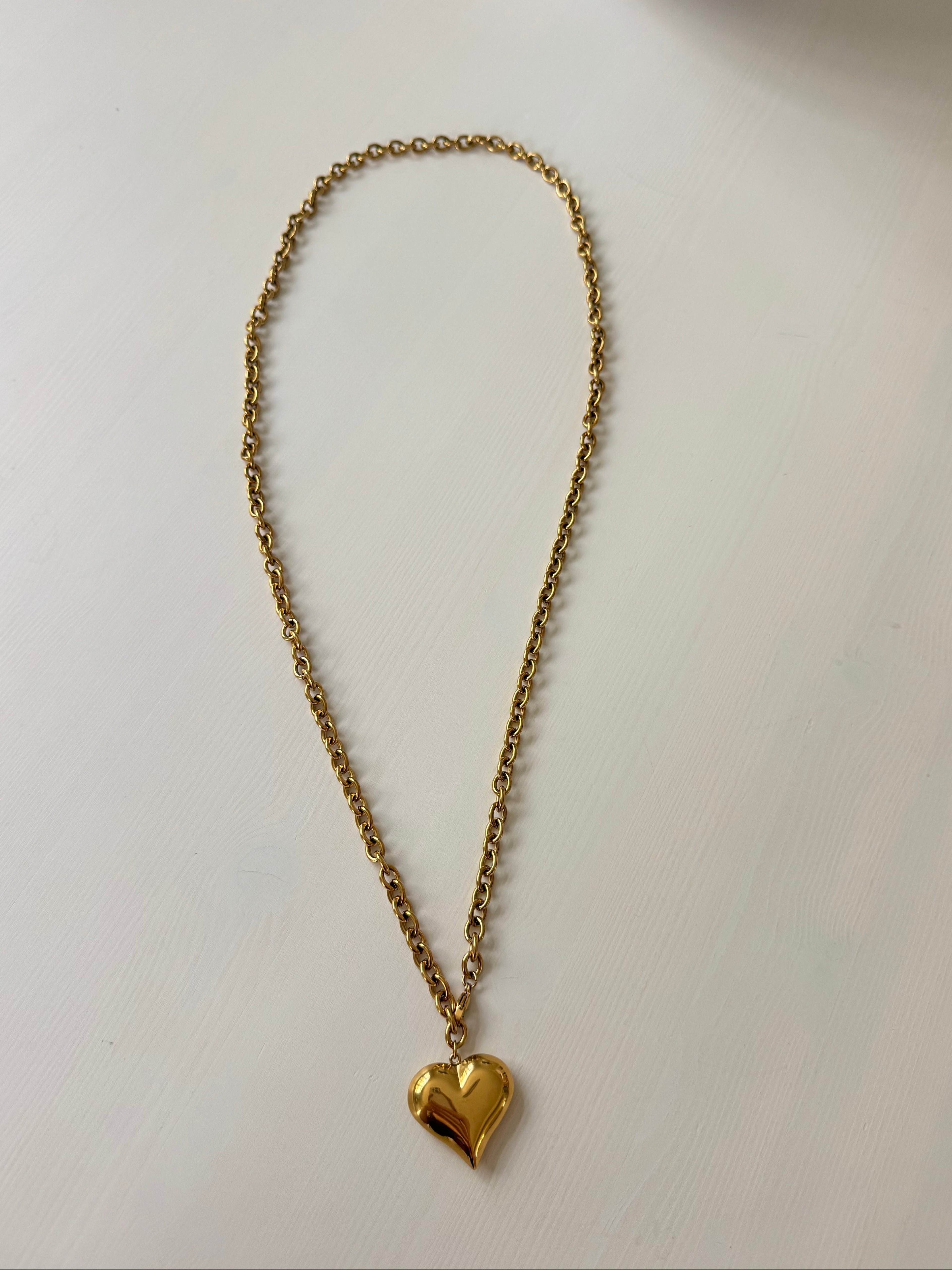 Heart Lariat Necklace- Gold