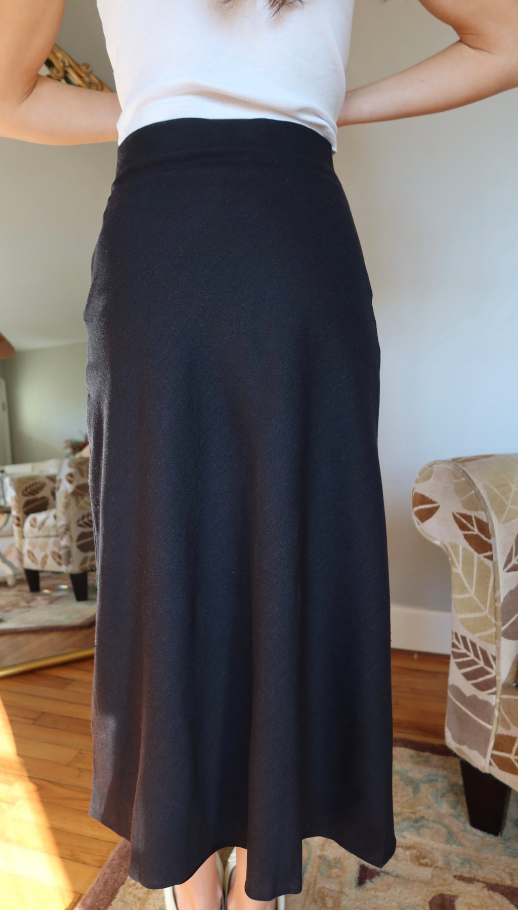 Linen Midi Skirt- Black