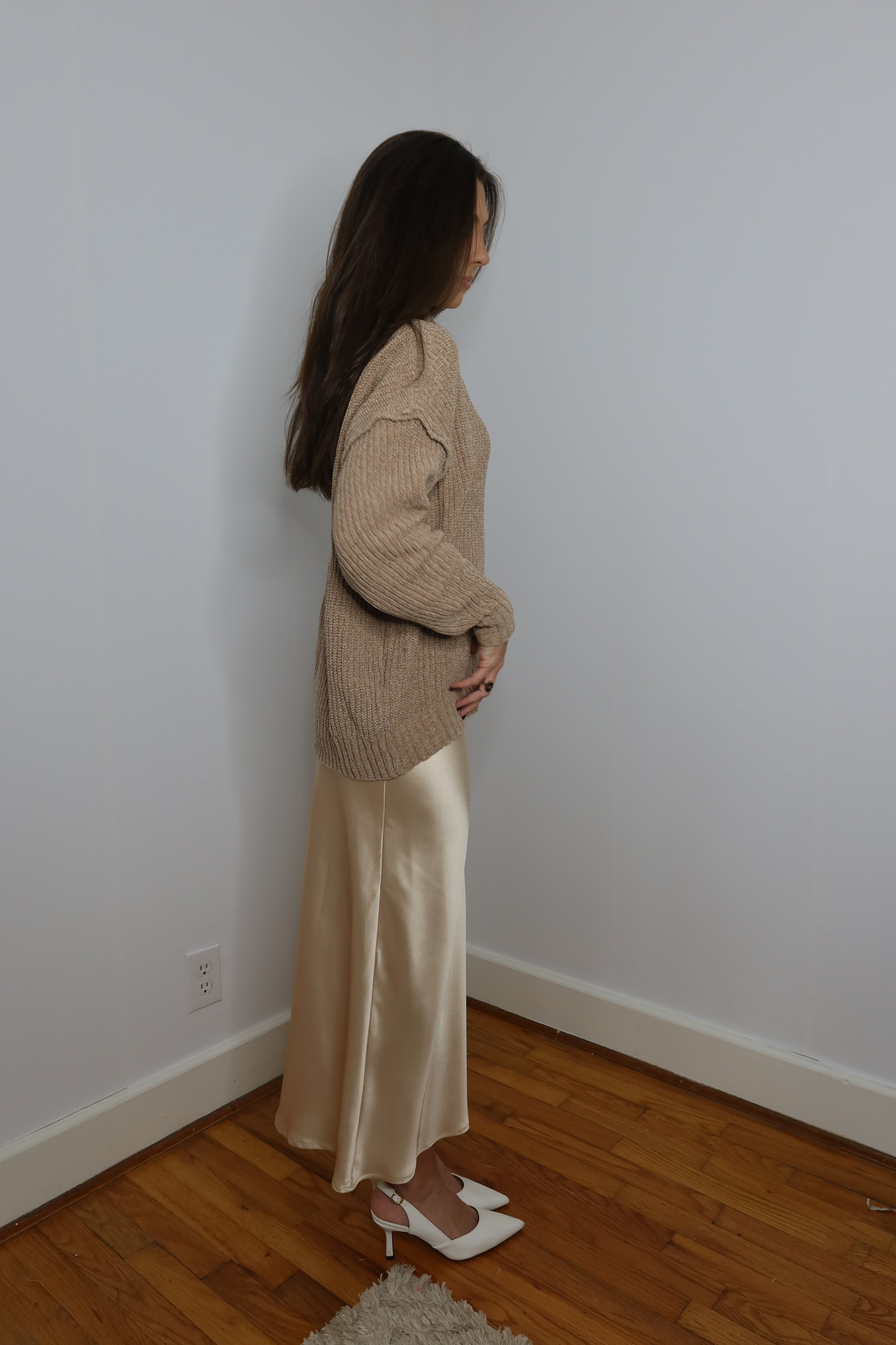 Loren Satin Midi Skirt- Champagne