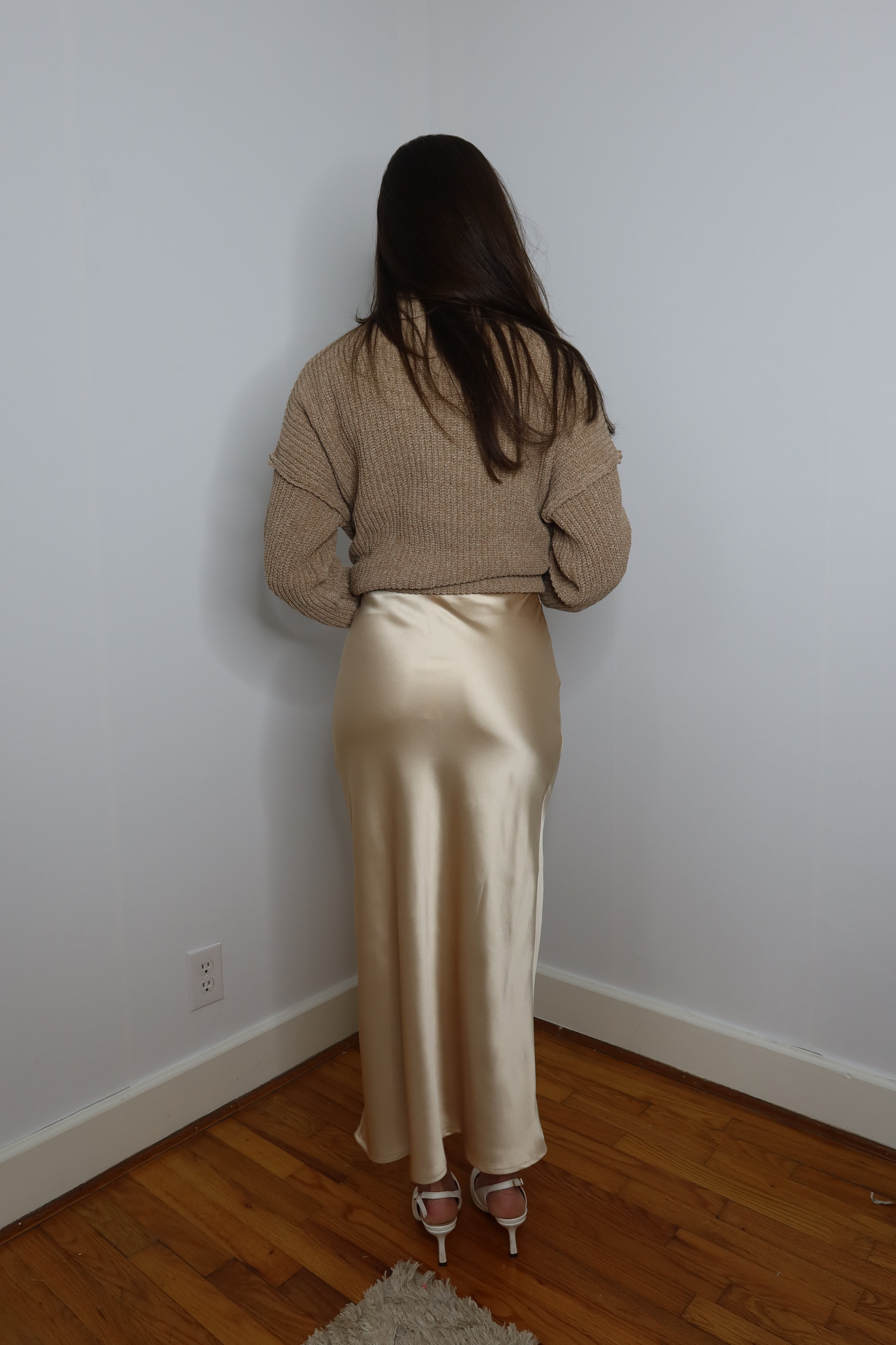Loren Satin Midi Skirt- Champagne