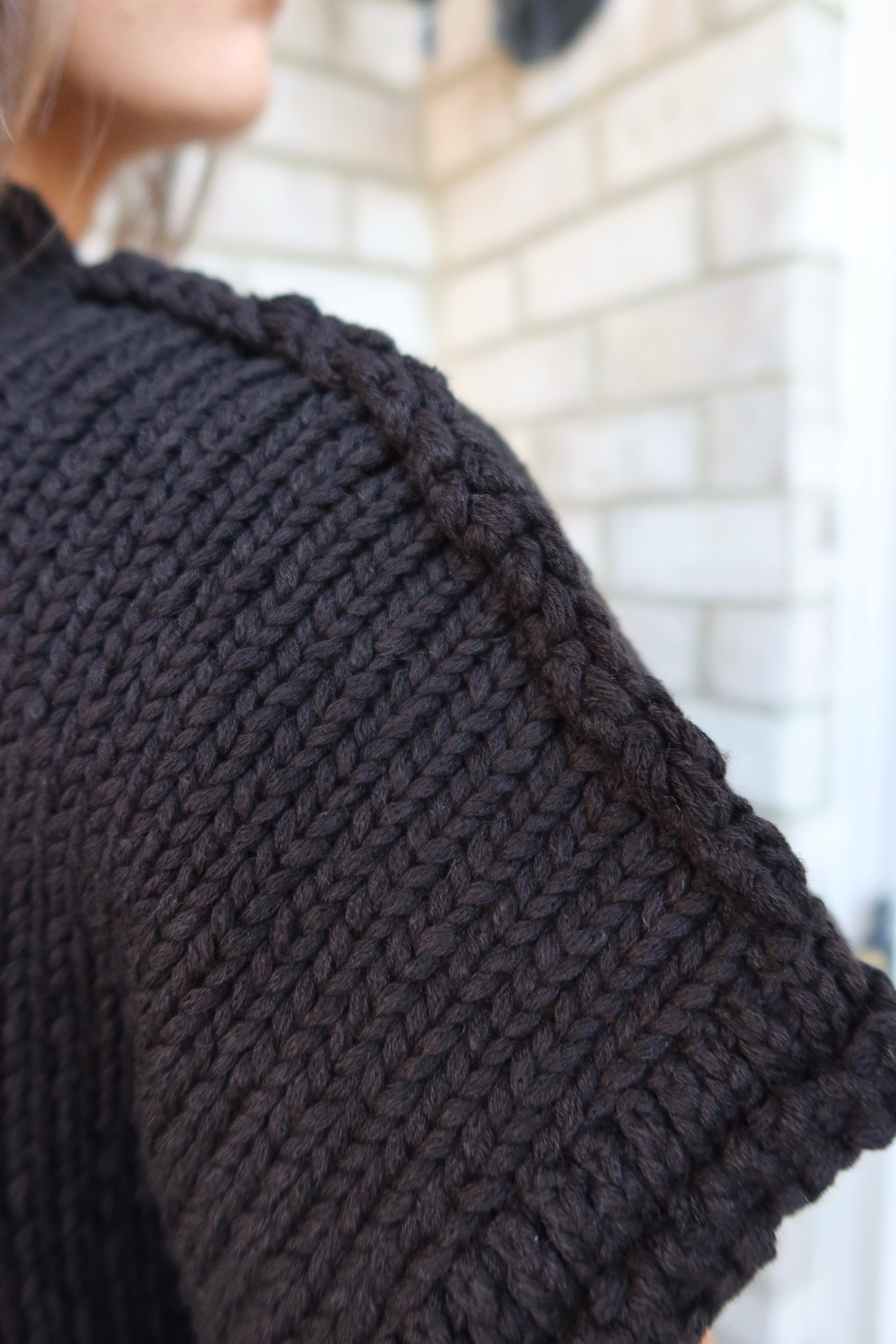 Mallory Chunky Knit Sweater- Black