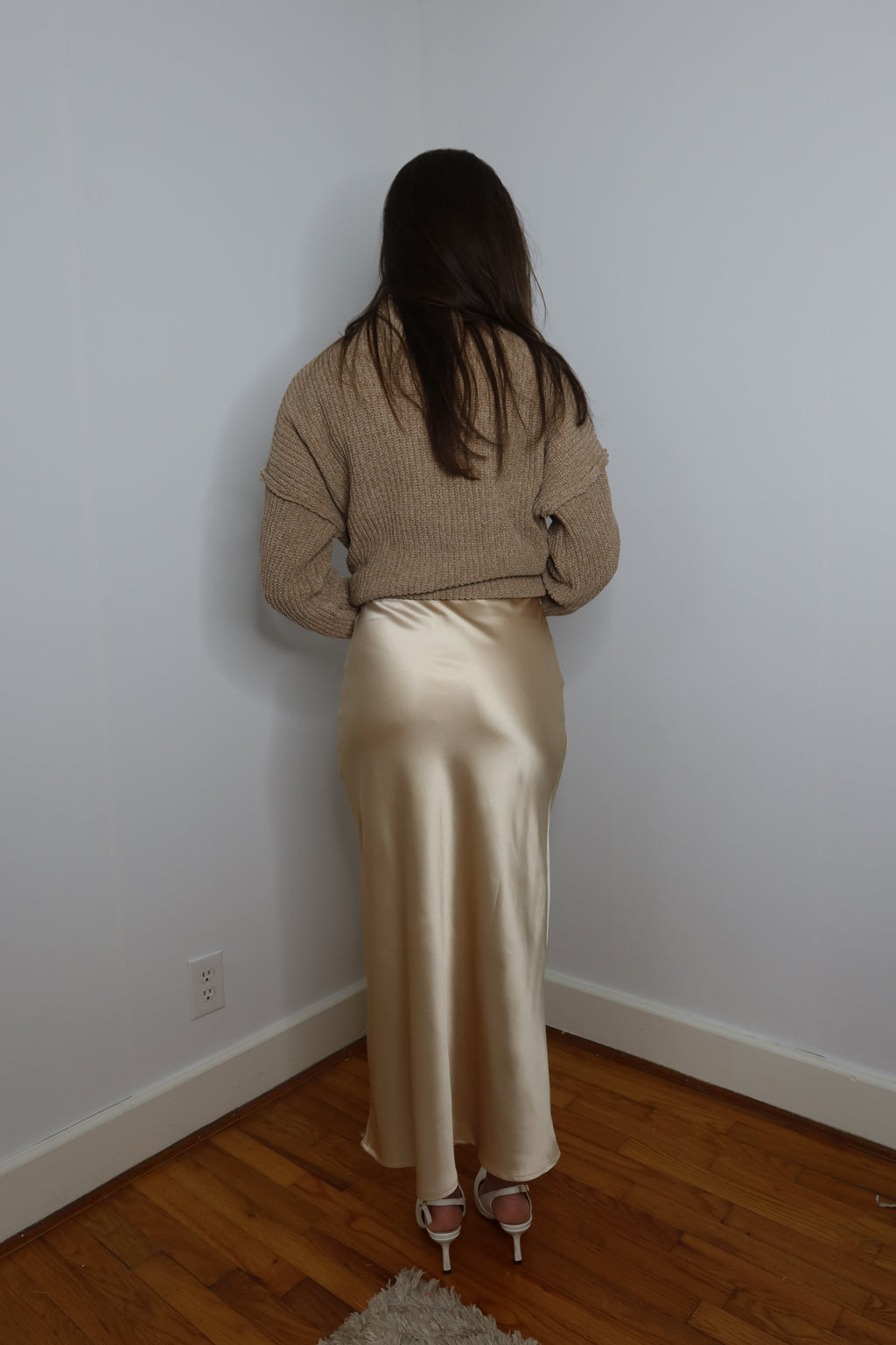Loren Satin Midi Skirt- Champagne