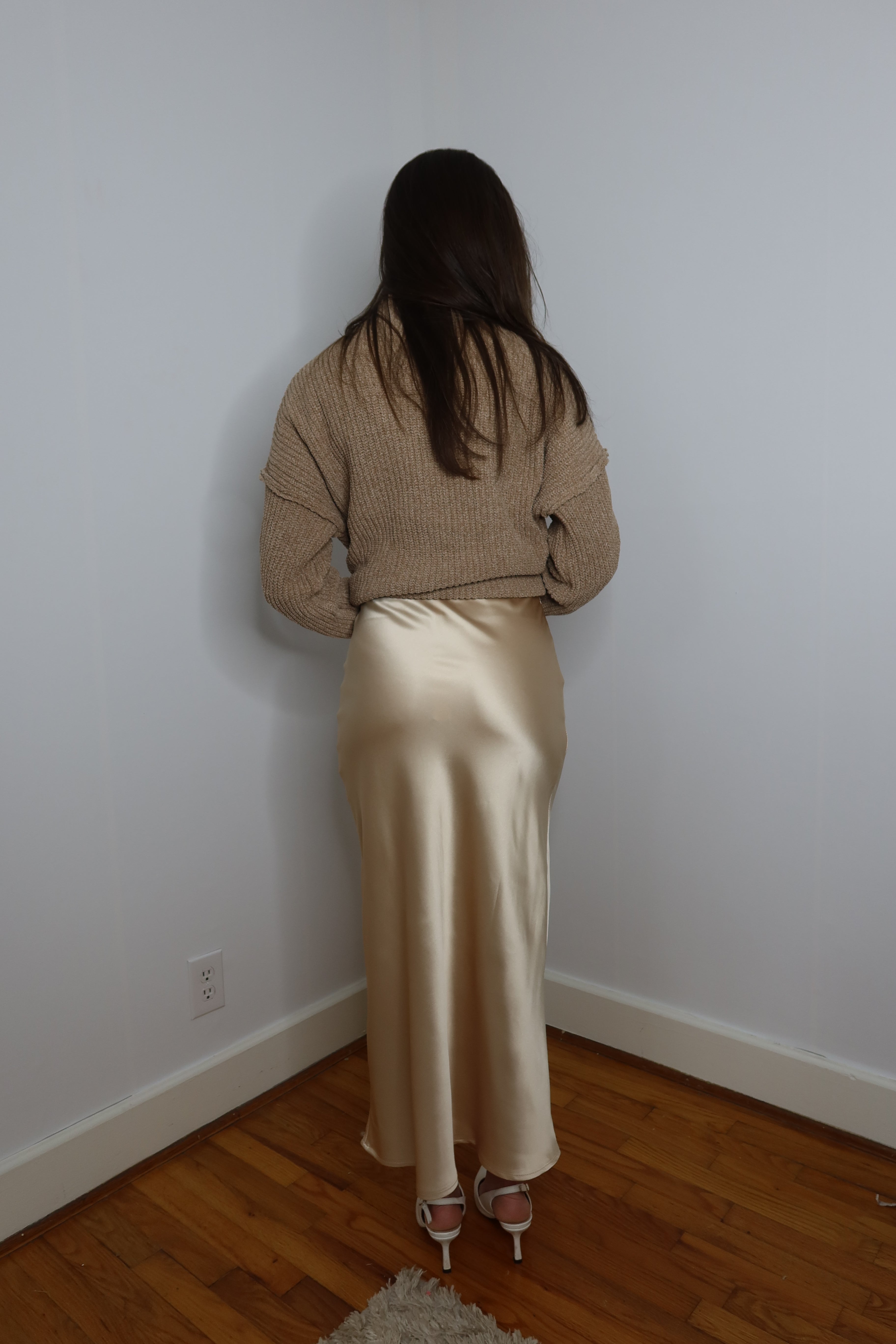 Loren Satin Midi Skirt- Champagne